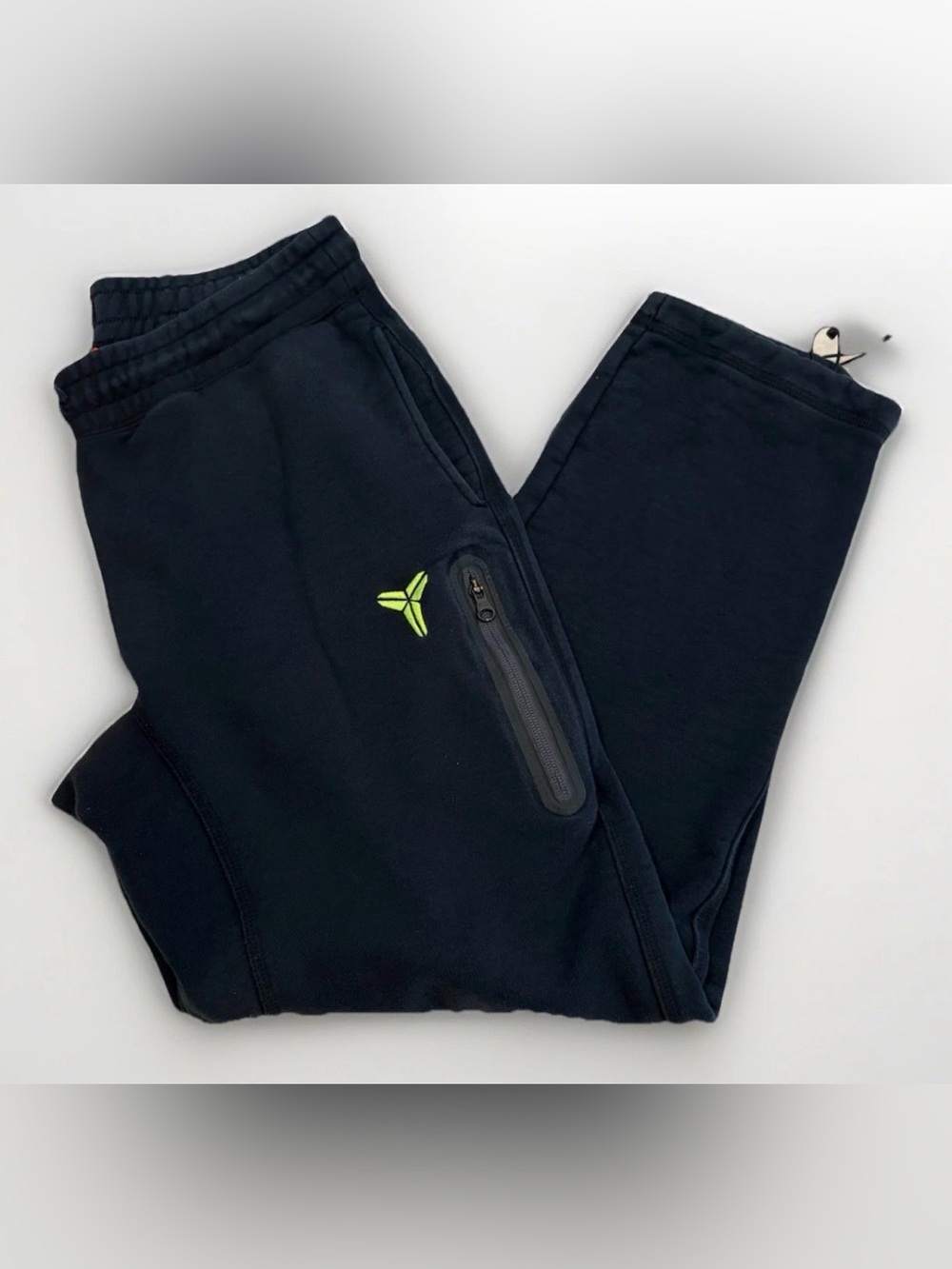 Nike Kobe Sweatpants/Joggers Size Medium Black Mamba Trackpants Basketball